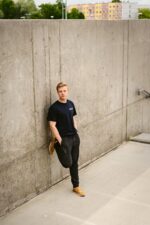 T-shirt czarny "SUT" - obrazek 4